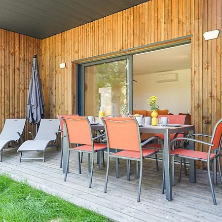 N°42, Piscine Commune, 3 *